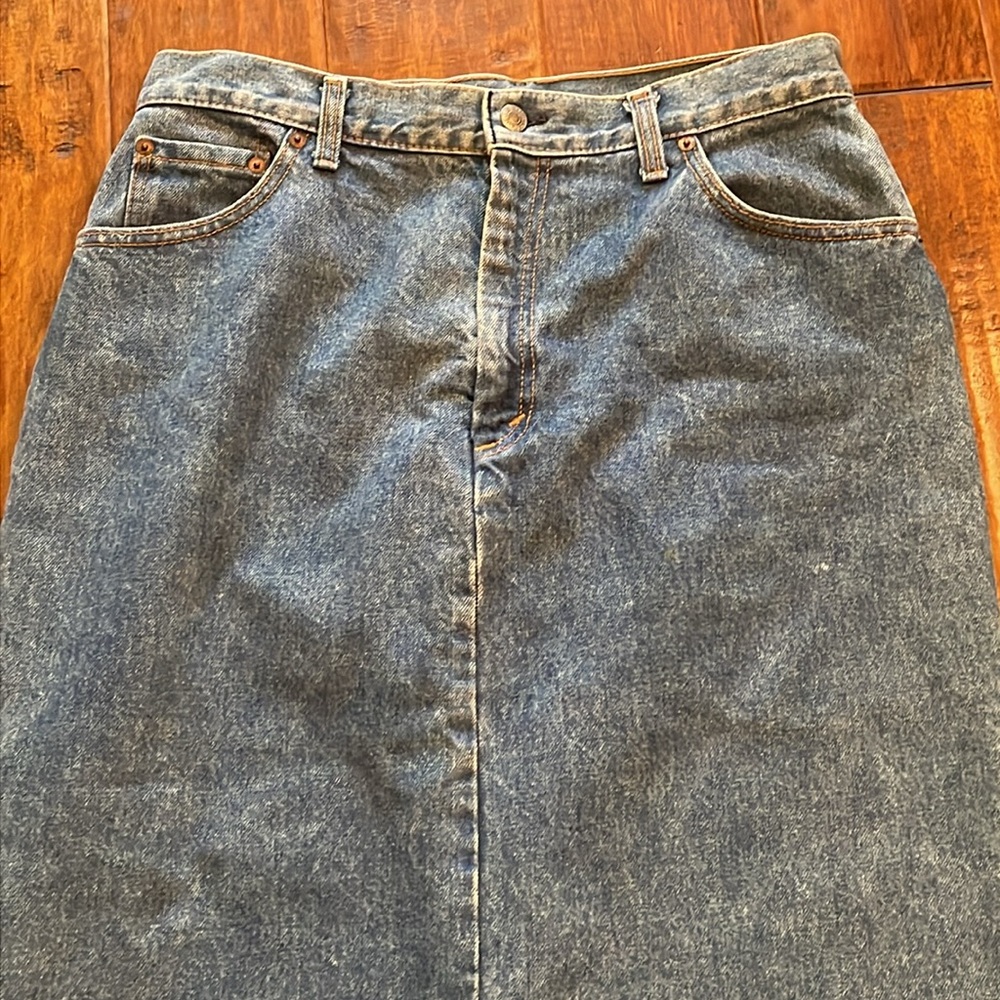 Levi’s 1990’s Denim skirt Made in USA - Picture 5 of 13
